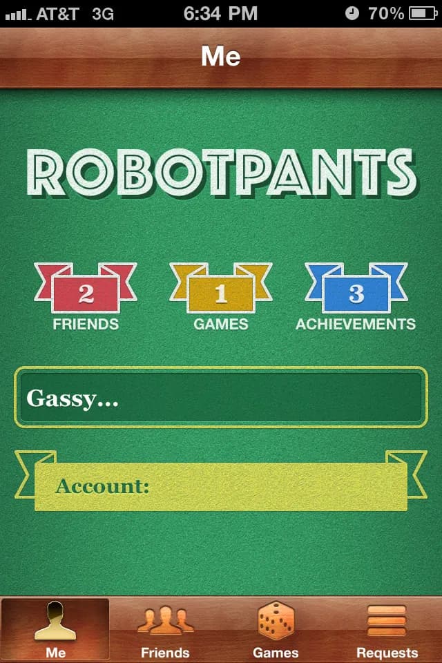 Apple Game Center iOS interface with green felt texture and wood trim